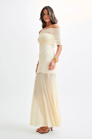 Nocturne Whisper – Fitted Backless Dress